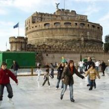 Aperta fino a fine febbraio la pista sul ghiaccio a Castel SantAngelo